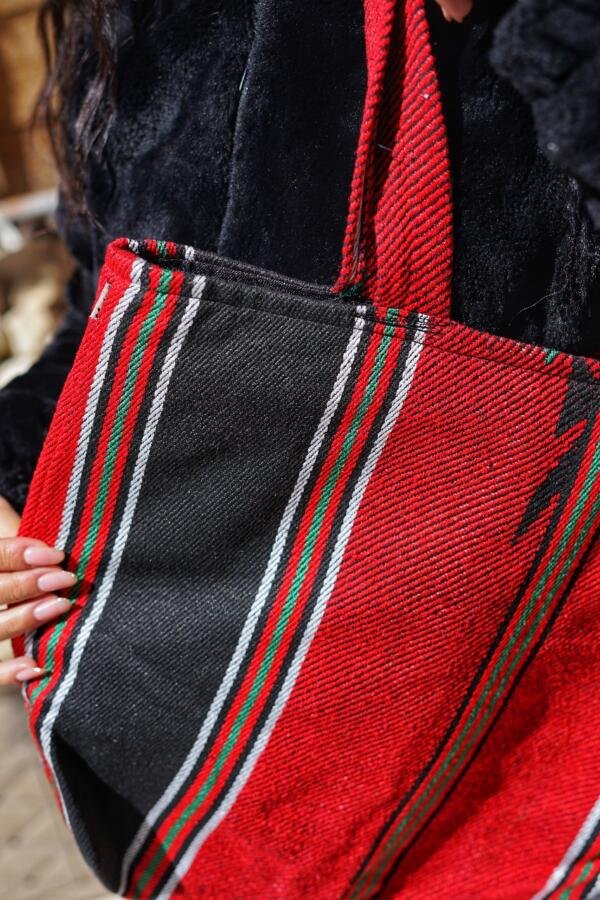 WhatsApp Image 2024-01-03 at 13.51.27_ed9199ab Bedouin Style Handbag