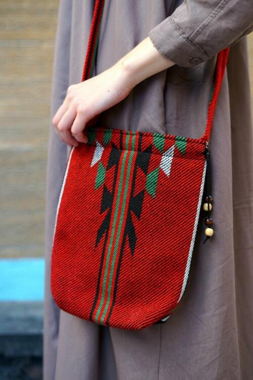 WhatsApp Image 2024-01-03 at 13.51.31_17b3b303 CrimsonSands Nomad Clutch